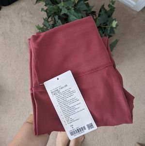 Wunder Train High Rise 25" in Chianti